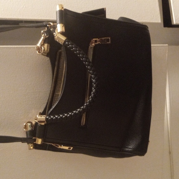 Miztique - Picture 1 of 5